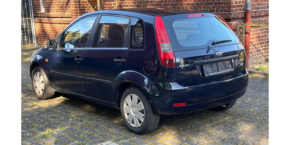 Ford Fiesta 161.110 km 1.350 &euro; Alsdorf 52477