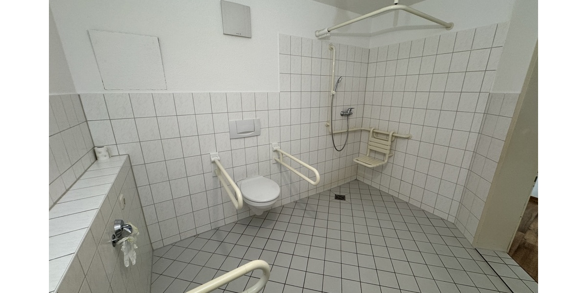 Idyllisch wohnen im Zentrum von Weida. 3 Raum Wohnung mit Balkon und Aufzug! - Etagenwohnung Weida Liebsdorf | Angebot:26882406