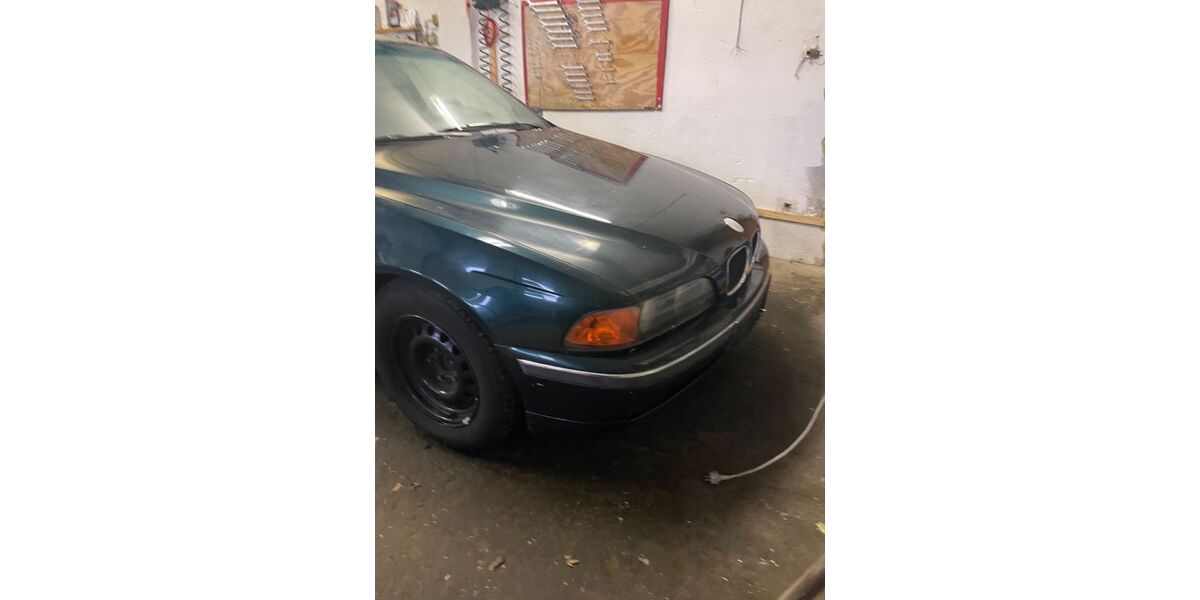 BMW 520 247.500 km 2.250 &euro; Drebkau 03116
