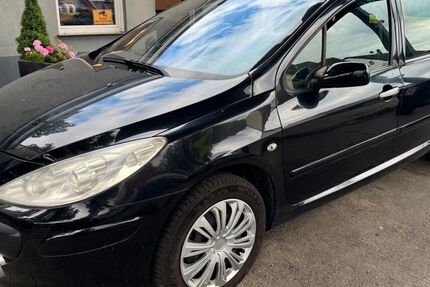 Peugeot 307 174.000 km 750 &euro; Nürnberg 90453