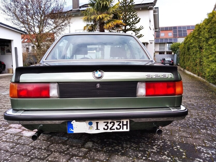 323 I