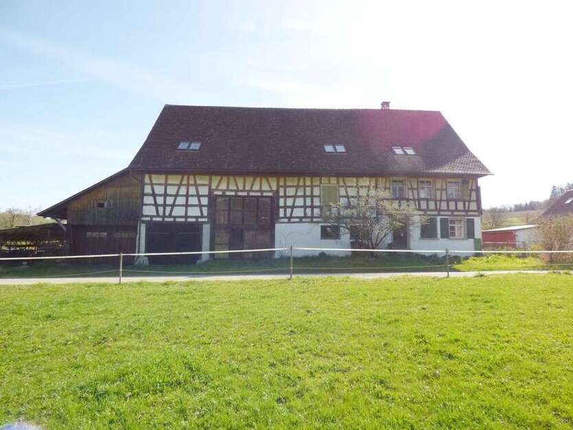 Haus zum Kaufen in Deggenhausertal 1.300.000 € 1 m²