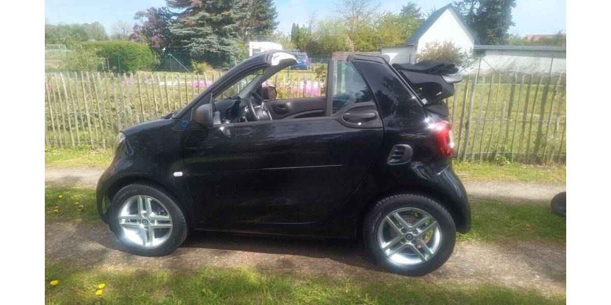 Smart ForTwo 22.800 km 12.500 € Hornburg 38315