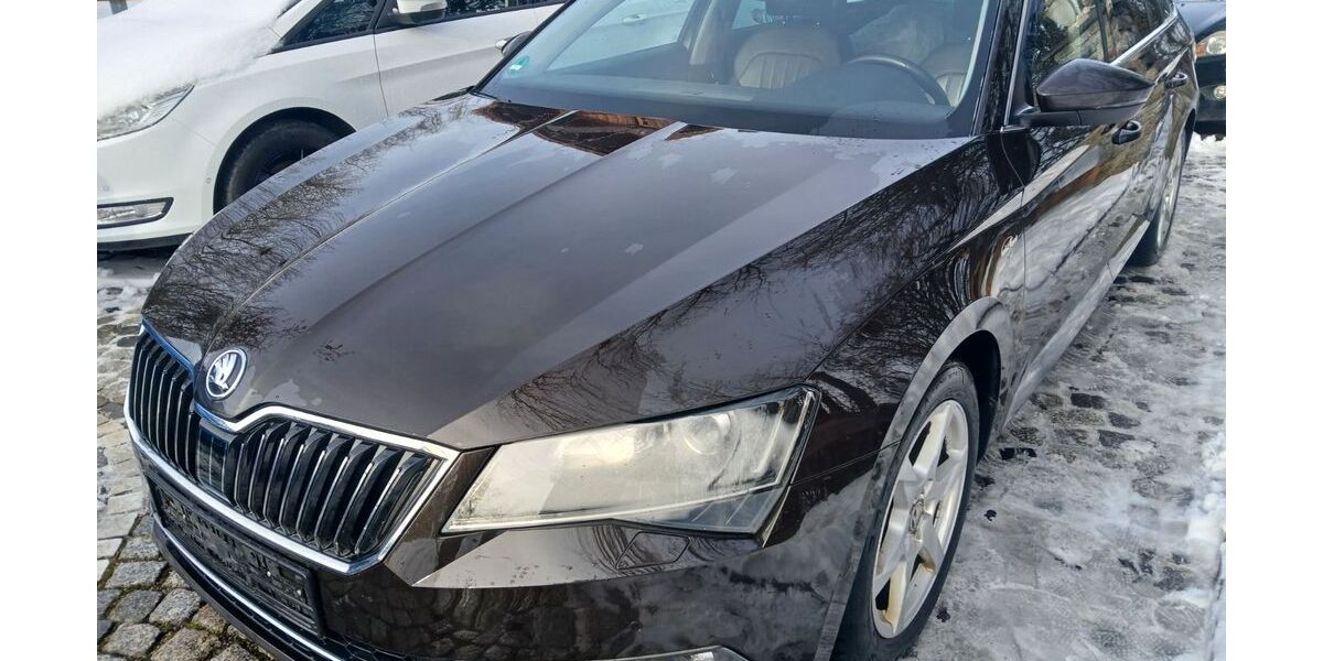 Skoda Superb 166.000 km 13.999 &euro; Regensburg-Bernhardswald 93170