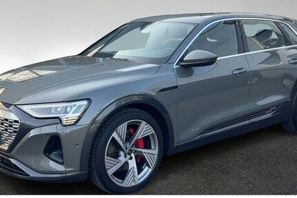 Audi Q8 22.286 km 49.450 &euro; Hamburg 22529