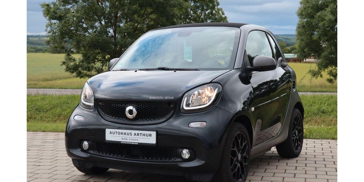 Smart ForTwo 36.465 km 9.499 &euro; Schönaich 71101