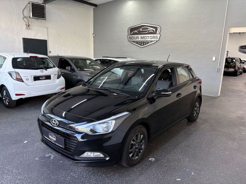 i20