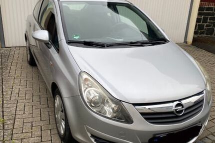 Opel Corsa 157.000 km 2.900 &euro; Lahntal 35094
