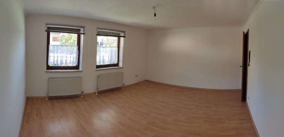 Etagenwohnung Volkach - 1 Zimmer, 35 m&sup2;, 300&euro; | Angebot:26395887