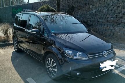VW Touran 185.000 km 8.000 &euro; Bergneustadt 51702
