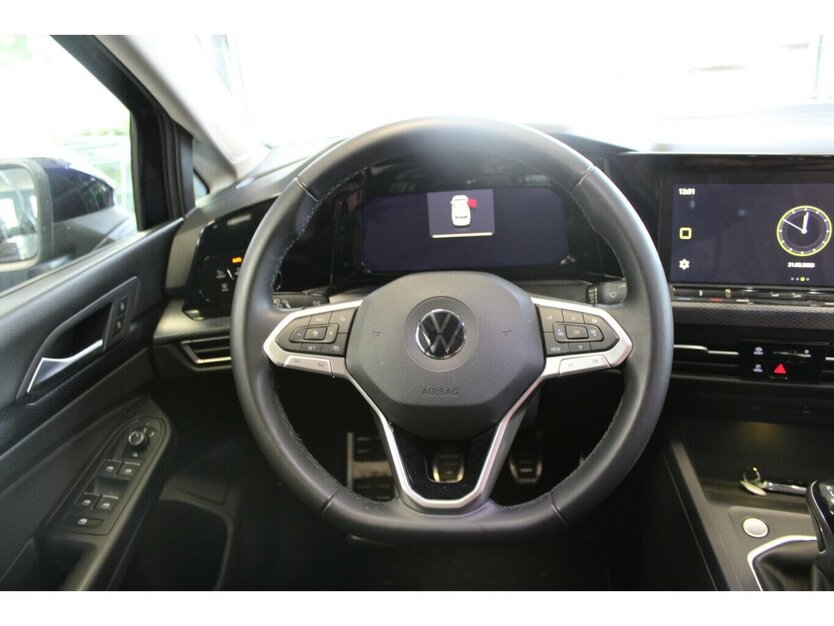 VW Golf VIII 2.0 TDI SCR United 69.468 km 17.980 € Euskirchen 53881