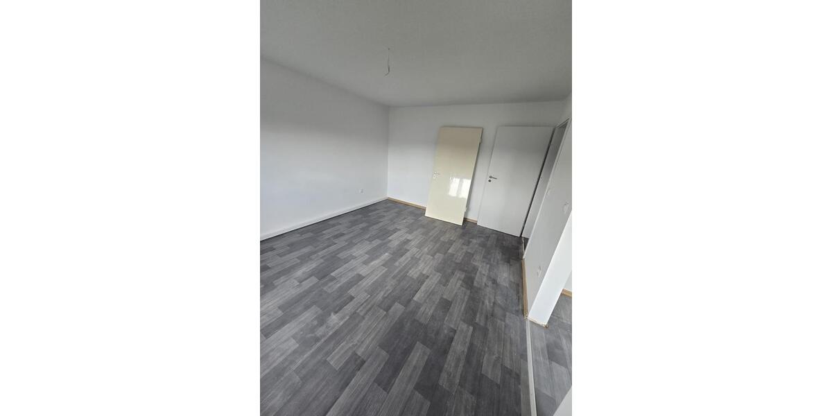 Etagenwohnung Helmbrechts - 3 Zimmer, 51 m&sup2;, 350&euro; | Angebot:26483618
