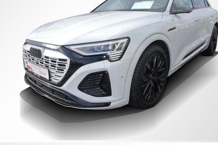 Audi Q8 e-tron 26.500 km 53.650 &euro; Lauf an der Pegnitz 91207