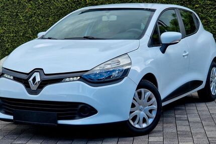 Renault Clio 142.000 km 3.999 &euro; Bad Lippspringe 33175