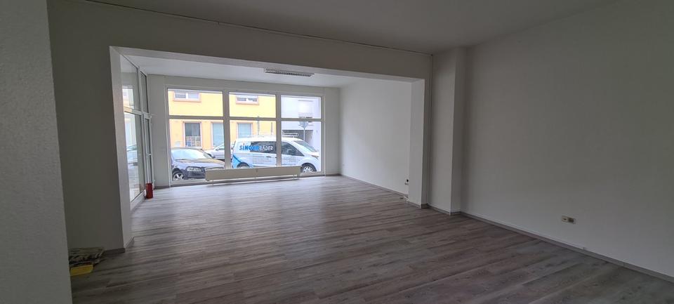 Gewerbeobjekt Weingarten (Baden) - 850&euro; | Angebot:23359895