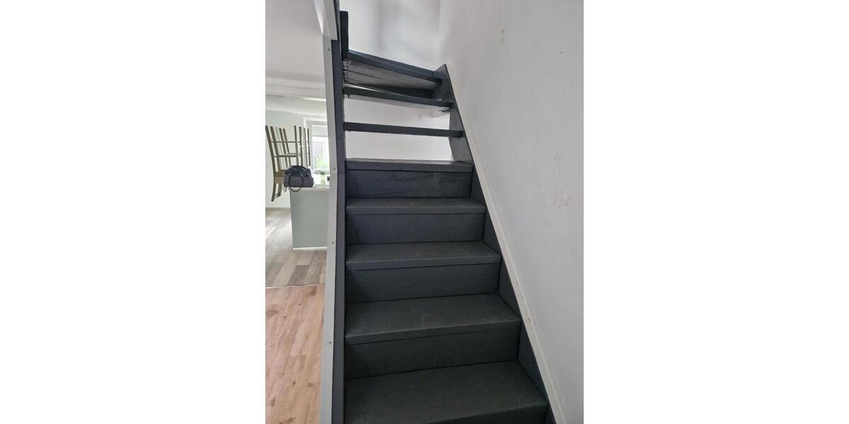 Einfamilienhaus Etzbach - 7 Zimmer, 200 m&sup2;, 1.200&euro; | Angebot:25341745