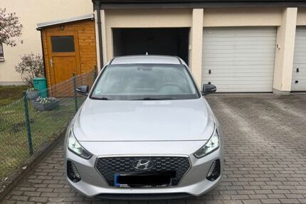 Hyundai i30 127.000 km 11.900 &euro; Leegebruch 16767