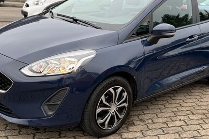 Ford Fiesta 240.265 km 4.899 &euro; Hanau 63452