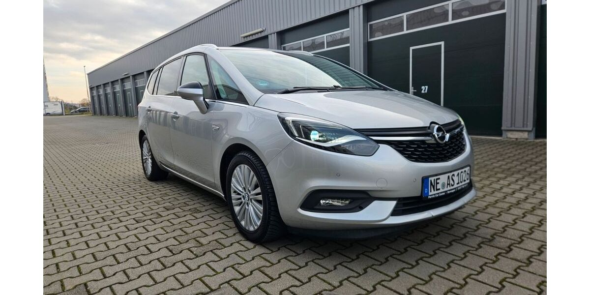 Opel Zafira 156.000 km 9.999 &euro; Neuss OT Barbaraviertel 41460