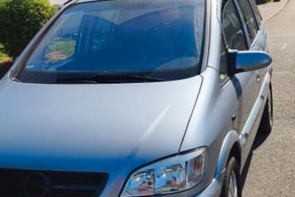 Opel Zafira 199.500 km 1.599 &euro; Remseck 71686