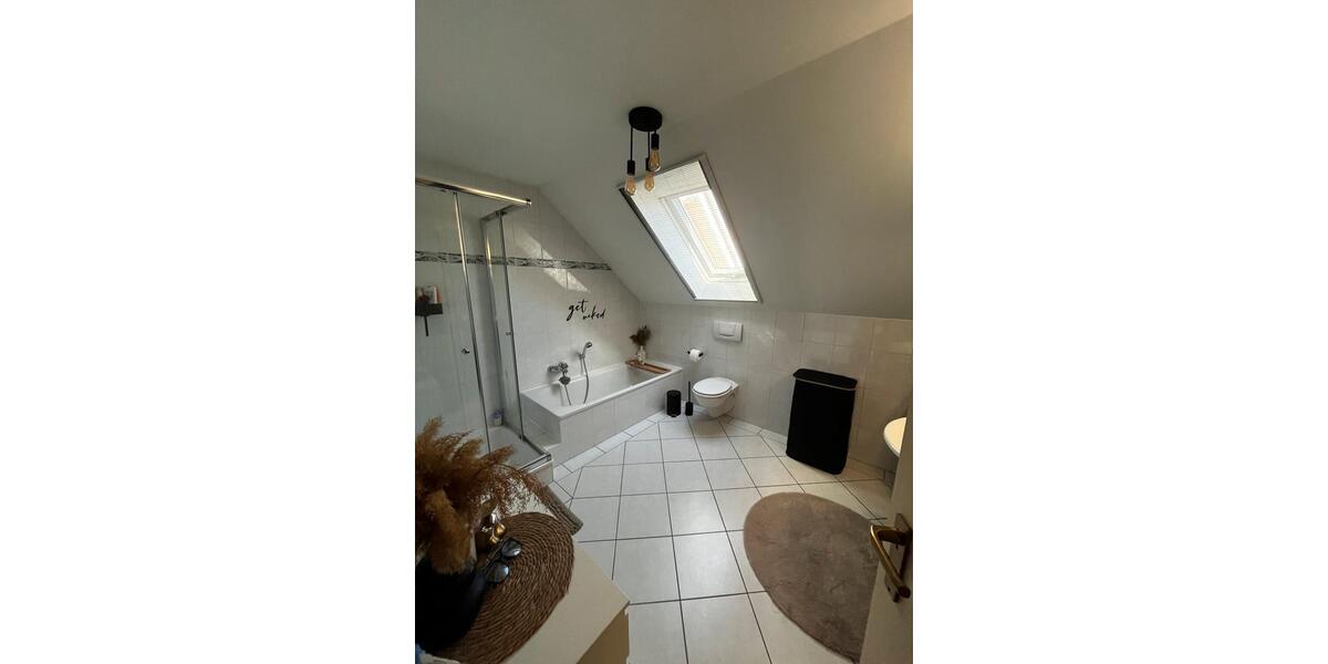 Doppelhaushälfte Steinheim - 4 Zimmer, 120 m&sup2;, 1.250&euro; | Angebot:26385265