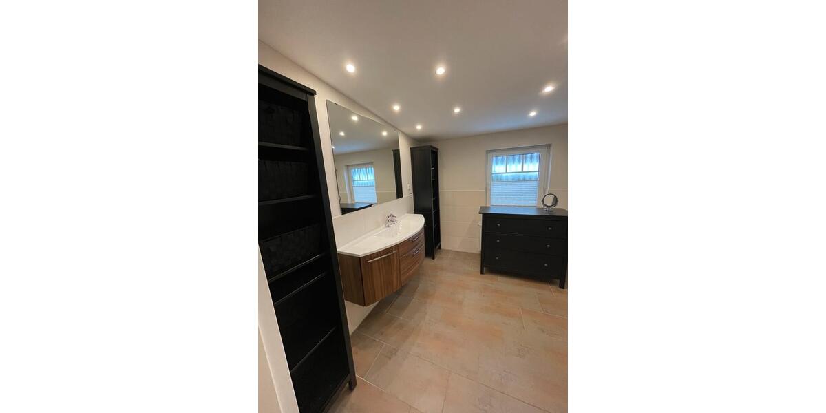 Einfamilienhaus Sande - 3 Zimmer, 120 m&sup2;, 300.000&euro; | Angebot:26797574