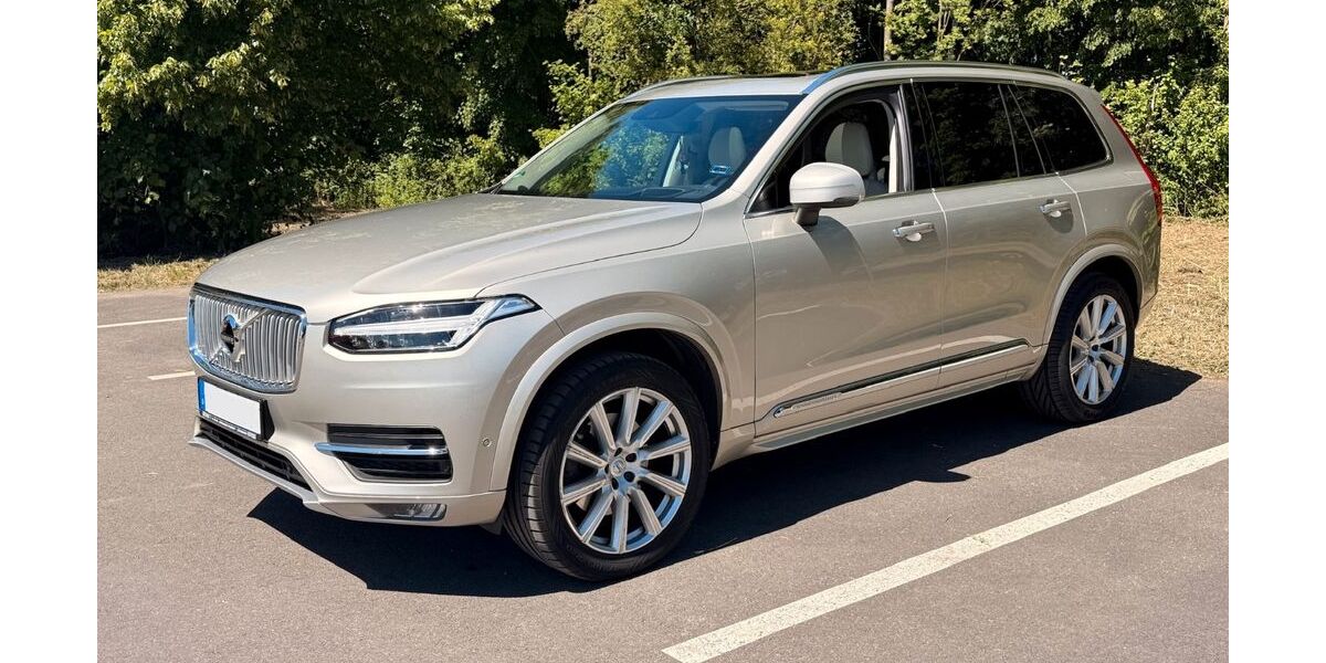 Volvo XC90 108.000 km 29.800 &euro; Leipzig 04103