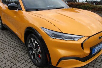 Ford Mustang Mach-E 16.000 km 39.900 &euro; Mühlhausen 99974