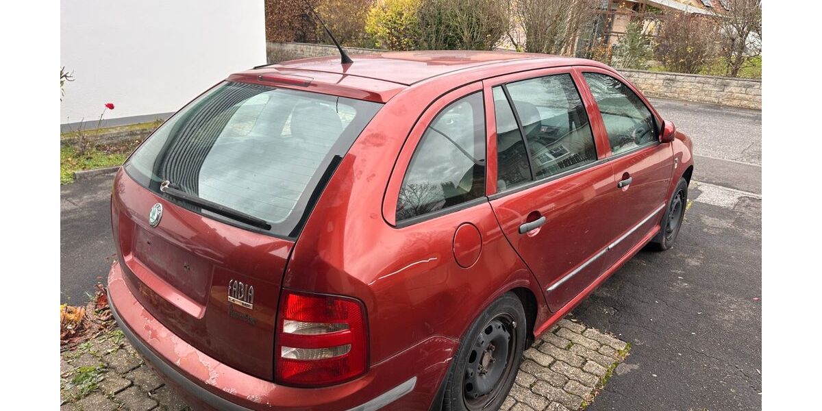 Skoda Fabia 166.787 km 750 &euro; Rödelsee 97348