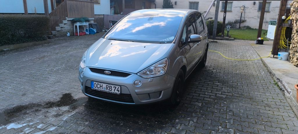 Ford S-Max 254.000 km 3.850 &euro; Giebelstadt 97232