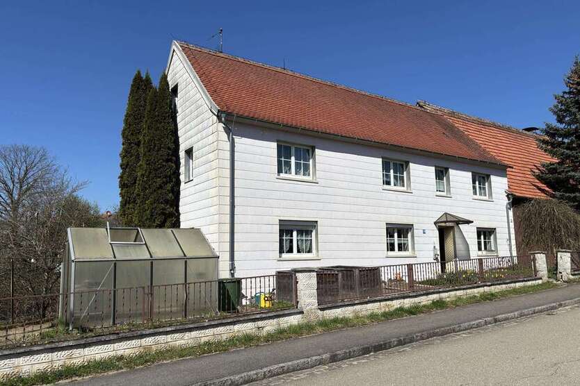 Haus zum Kaufen in Haundorf 250.000 € 147 m²