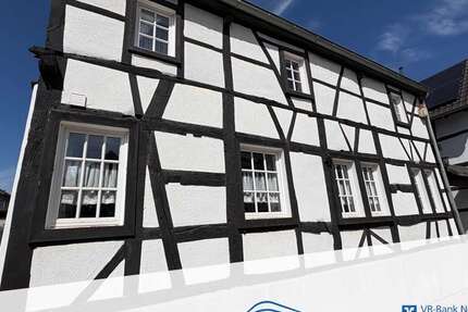 Haus Euskirchen / Kuchenheim Kuchenheim - 4 Zimmer, 135 m&sup2;, 249.000&euro; | Angebot:26557758