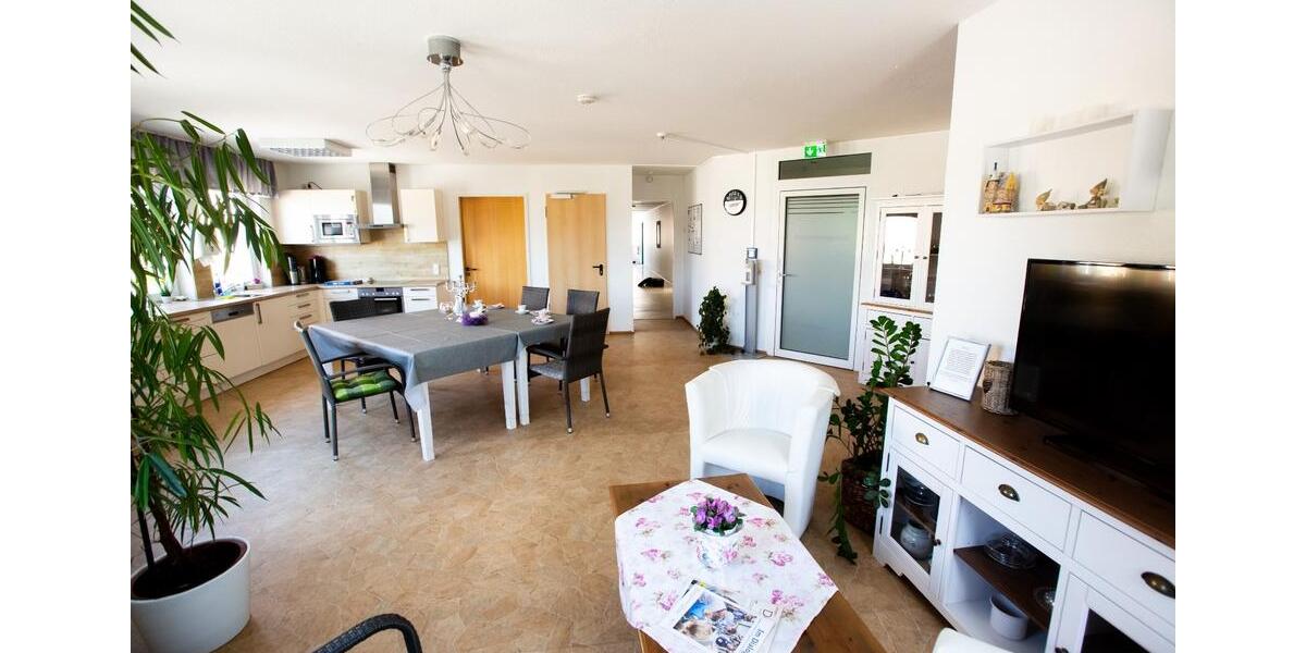 Etagenwohnung Grimmen - 1 Zimmer, 31 m&sup2;, 325&euro; | Angebot:26265847