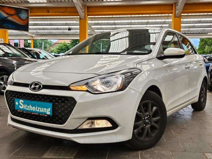 i20