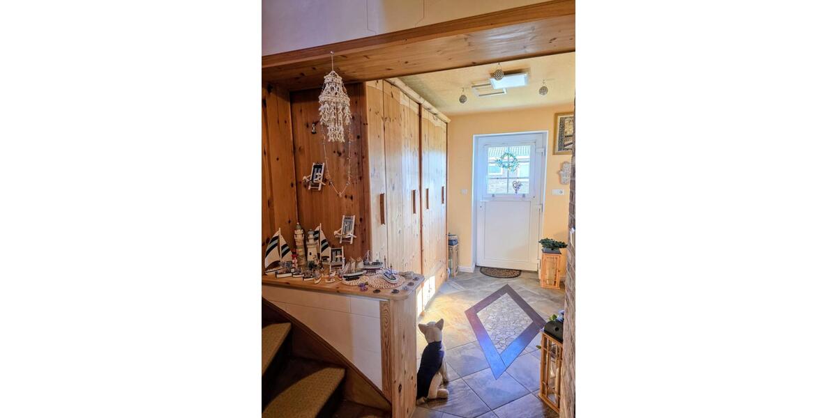 Einfamilienhaus Neukirchen - 6 Zimmer, 160 m&sup2;, 369.000&euro; | Angebot:27218207