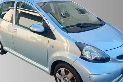 Toyota Aygo (X) 135.000 km 2.999 &euro; Dresden 01139