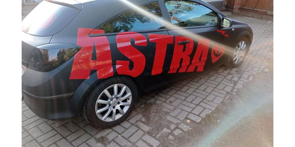 Opel Astra 112.000 km 11.500 &euro; Heckelberg-Brunow 16259