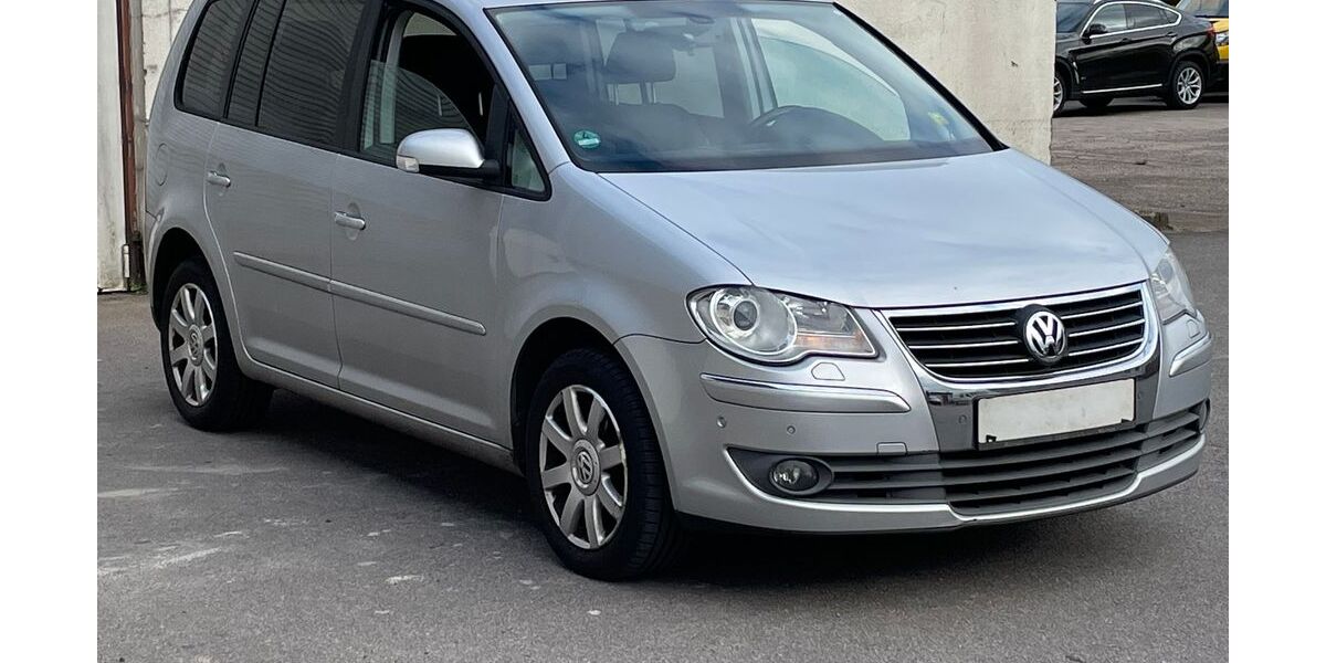 VW Touran 154.000 km 6.950 &euro; Neumünster 24536