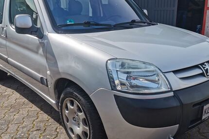 Peugeot Partner 189.000 km 1.490 € Niederwerrn 97464