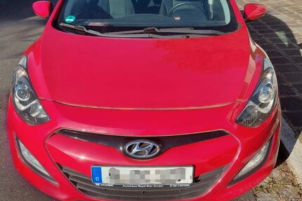 Hyundai i30 57.000 km 7.100 &euro; Nürnberg 90451