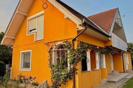 Haus Ochsenfurt - 13 Zimmer, 224 m&sup2;, 130.000&euro; | Angebot:25498524