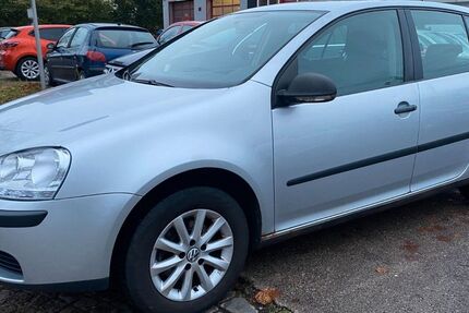 VW Golf 200.000 km 1.500 &euro; Neumünster 24534
