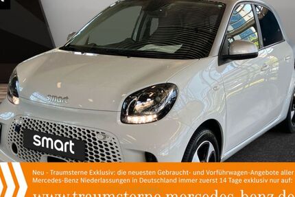 Smart ForFour 82.067 km 8.470 &euro; Stuttgart 70469