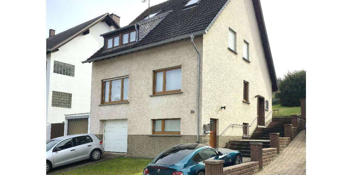 Einfamilienhaus Püttlingen - 8 Zimmer, 150 m&sup2;, 225.000&euro; | Angebot:25649094