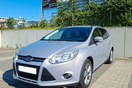 Ford Focus 128.665 km 6.500 &euro; Marbach 71672
