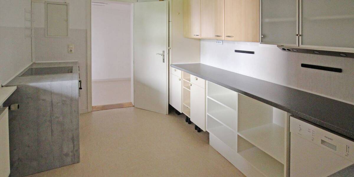 Mehrfamilienhaus, Wohnhaus Lüchow - 8 Zimmer, 246 m&sup2;, 395.000&euro; | Angebot:25687238