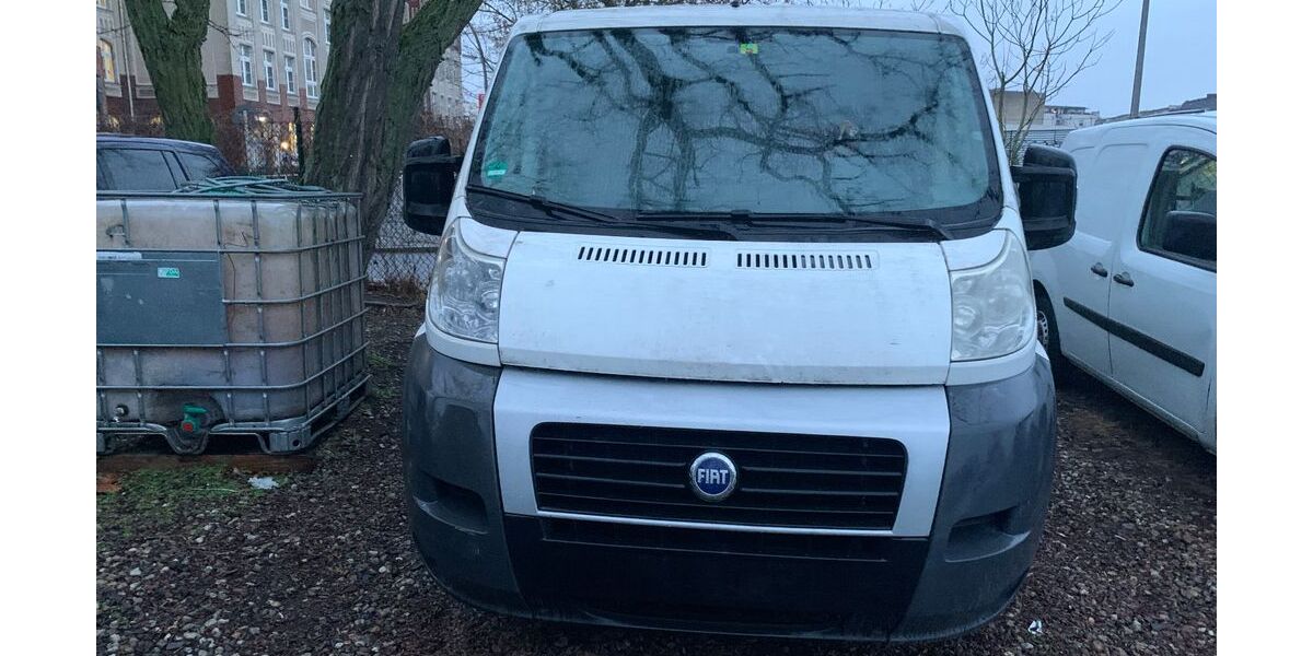 Fiat Ducato 280.000 km 1.999 &euro; Berlin 10829