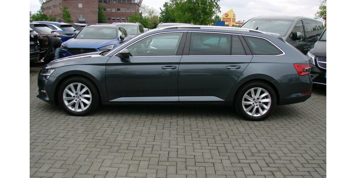 Skoda Superb 1.4 TSi iV PHEV Style ACC PANO LED Kamera 39.987 km 22.980 &euro; Falkensee 14612