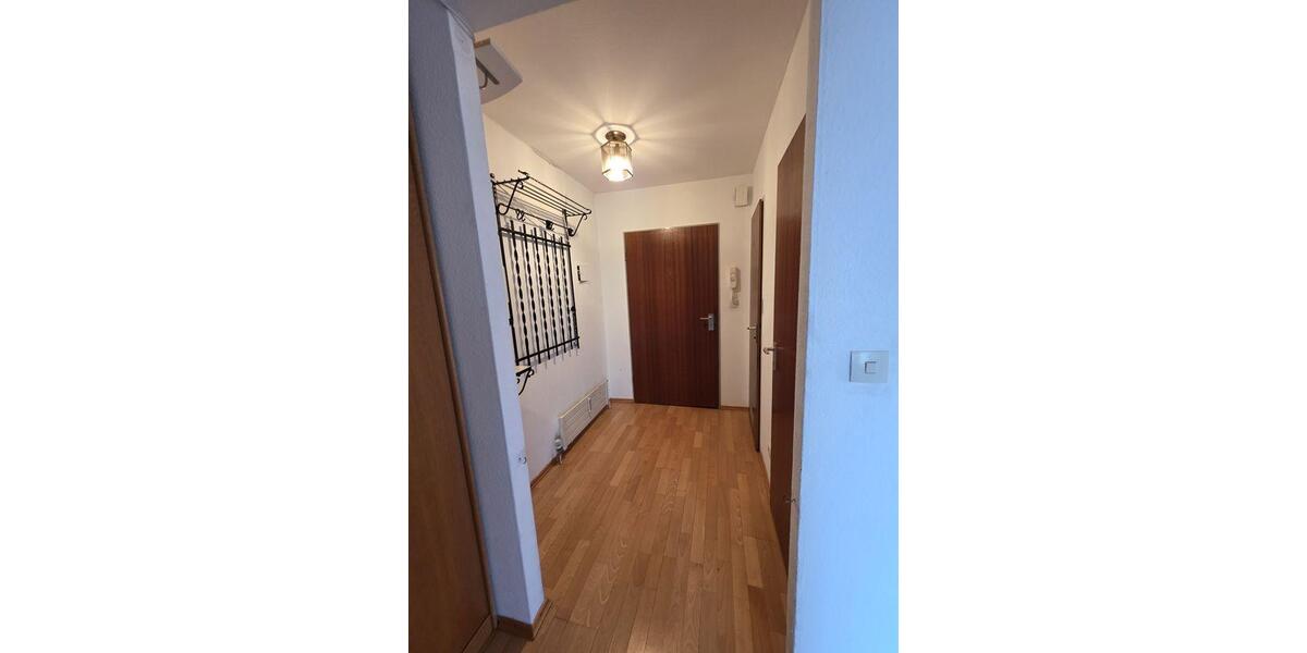 Etagenwohnung Fürstenfeldbruck - 4 Zimmer, 98 m&sup2;, 2.500&euro; | Angebot:26285852