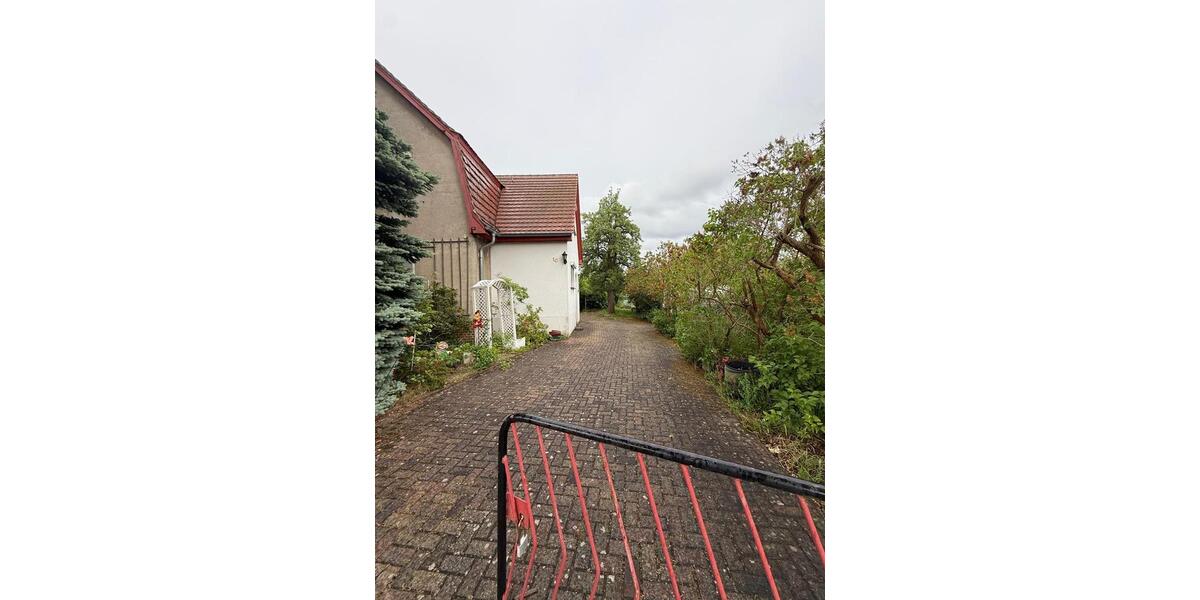 Einfamilienhaus mit großem Garten und Schuppen (119m² + 1000m²) zimmer